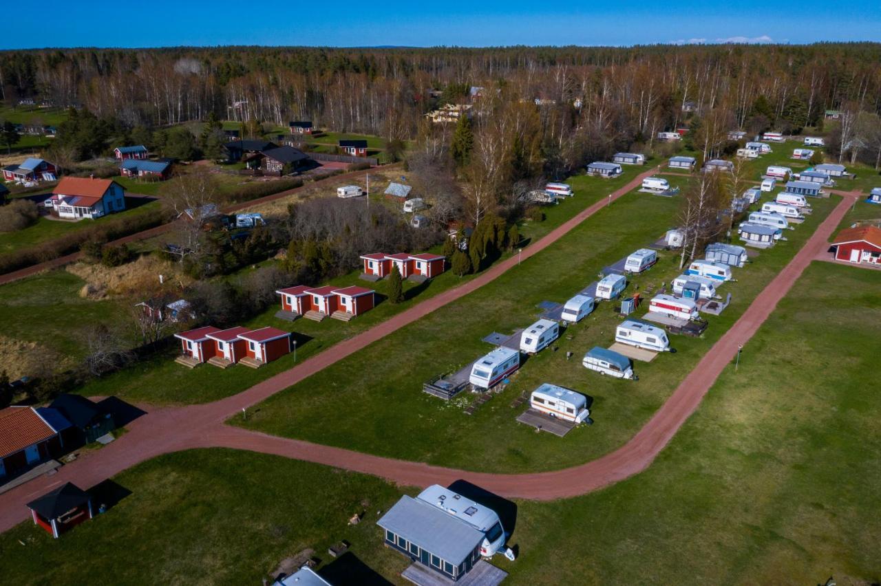 Karingsund Resort Camping Экерё Экстерьер фото